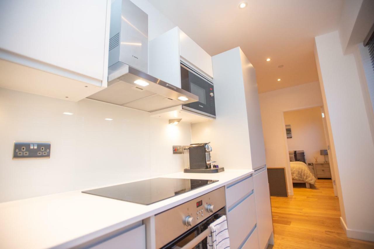 Stylish And Clean 1 Bed Apartment Maidenhead Town Center Екстер'єр фото