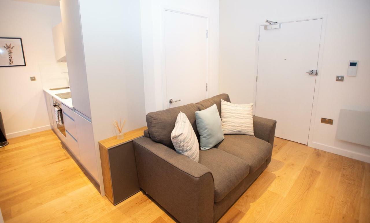 Stylish And Clean 1 Bed Apartment Maidenhead Town Center Екстер'єр фото