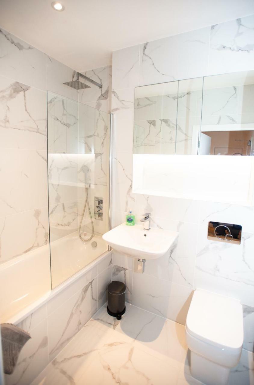Stylish And Clean 1 Bed Apartment Maidenhead Town Center Екстер'єр фото